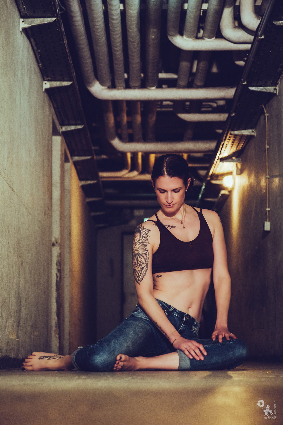 girl woman portrait model Photography  photoshoot photographer jeans Yoga fitness