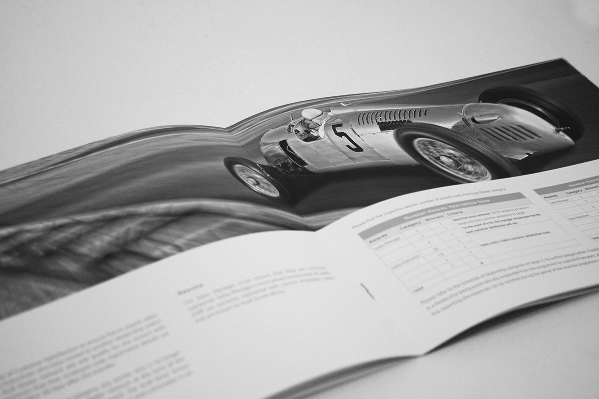 Layout Print finishes brochure