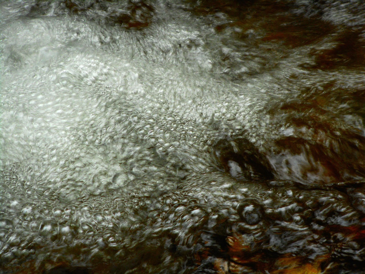 abstract Nature water movement