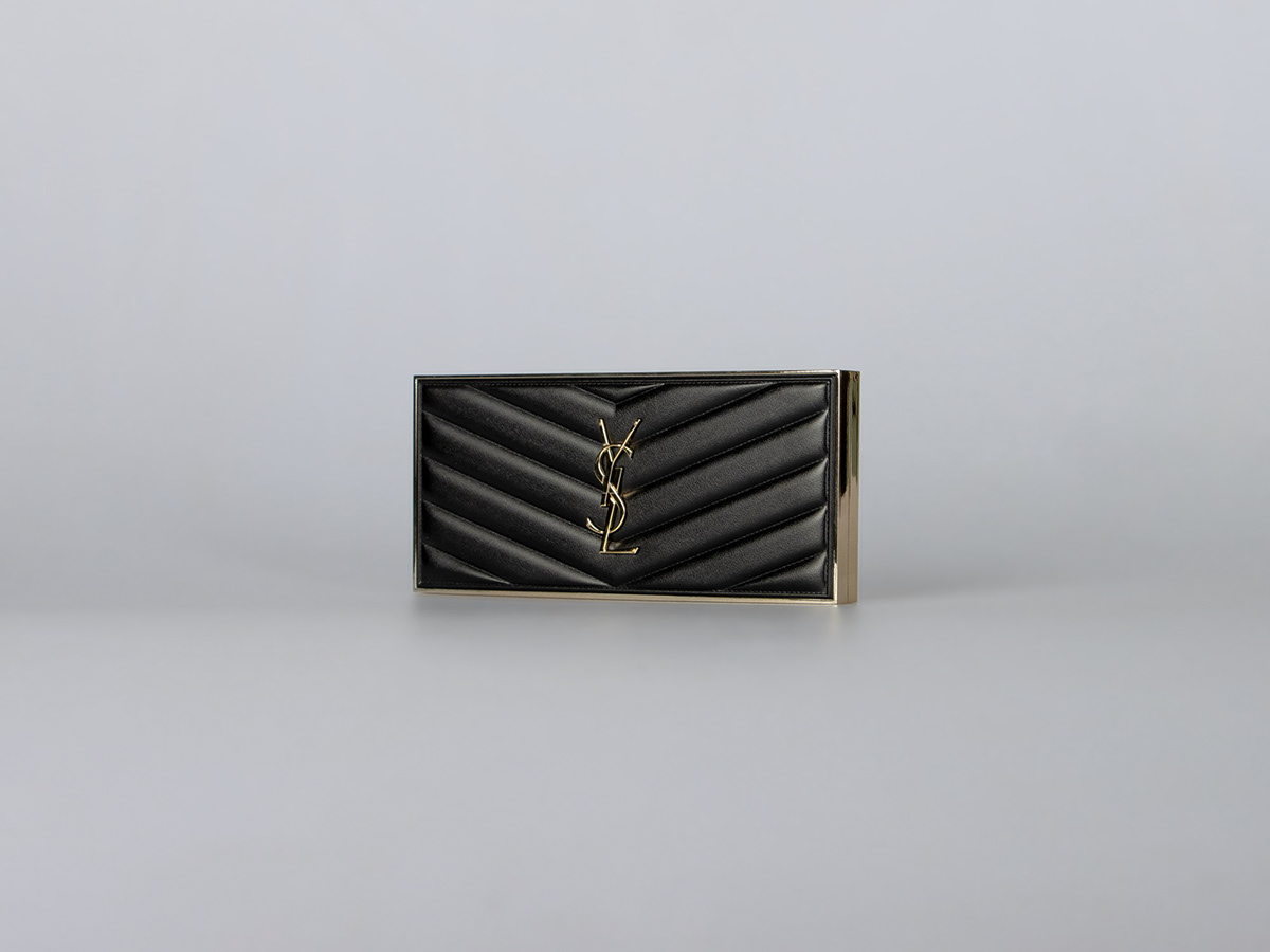 Accessory beauty clutch colour Cosmetic gold luxury minimal objet ysl