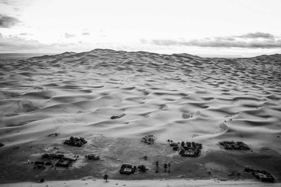 sahara desert Isolation dune sand bedouin Merzouga Erg Chebbi camel caravan freedom lonely