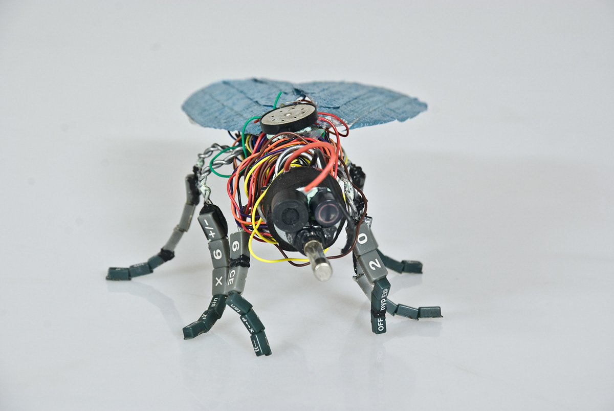 mosquito sculpture 3D electronic
