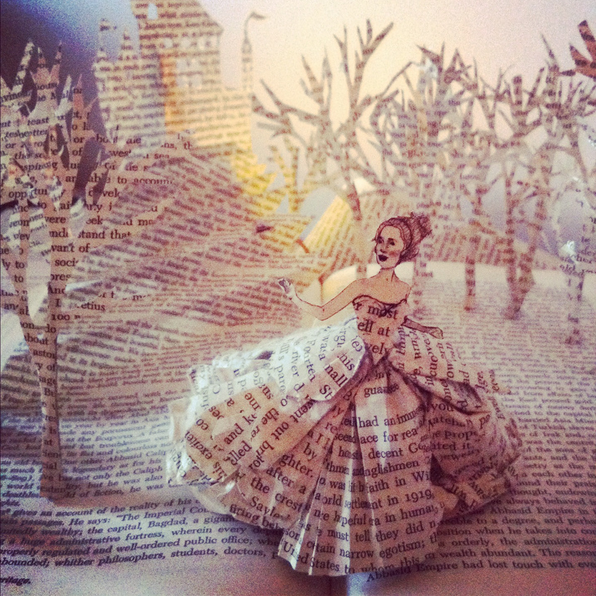 book art fairytales cinderella snow white rapunzel Found objects sculpture Magic  