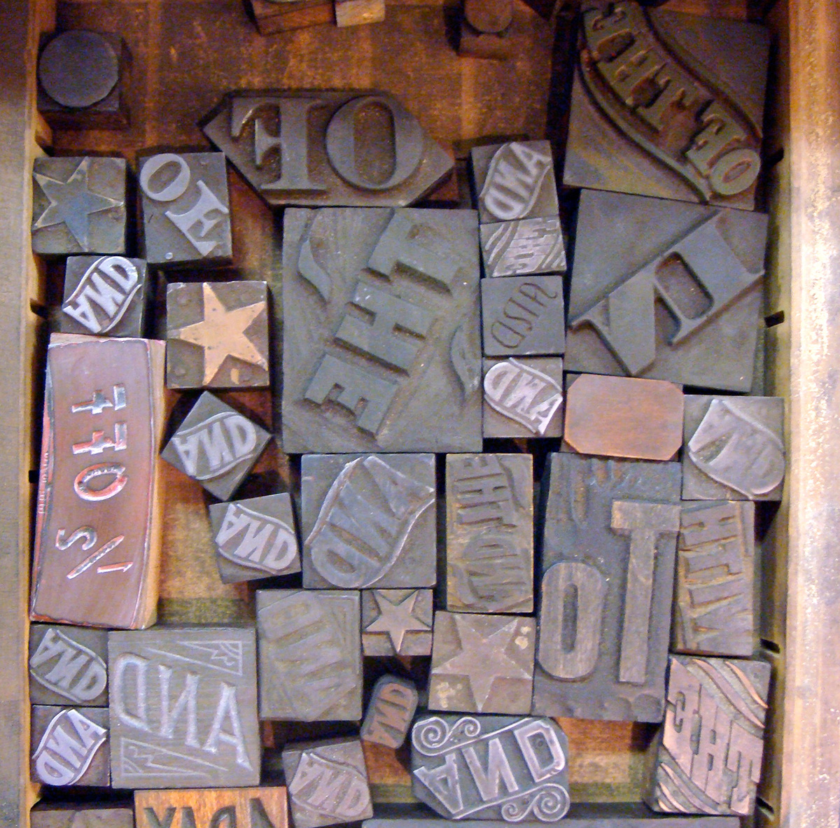 woodtype wood type fonts P22 Hamilton