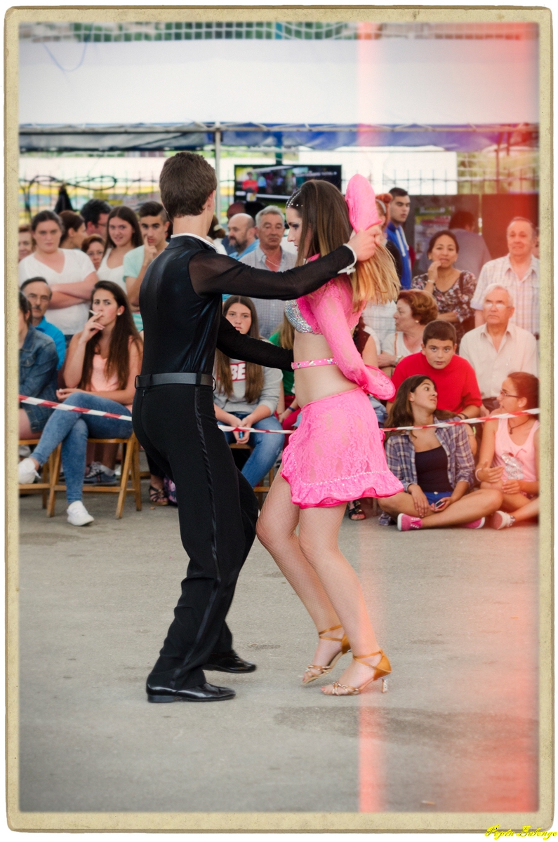 baile salsa latina fiestas nueva ciudad torrelavega