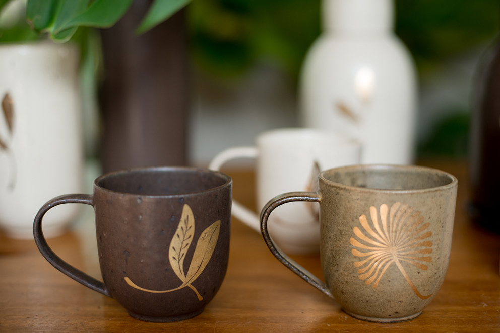 ceramica ceramic inhotim Oti botanica botanical Nature natureza design de produto costela de adão Strelizia heliconia ouro golden Sustainable
