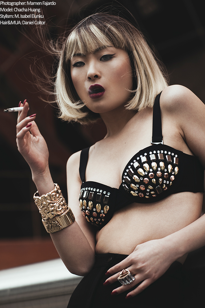Photographer: Mamen Fajardo Model: Chacha Huang Stylism: Maria Isabel Elunk...