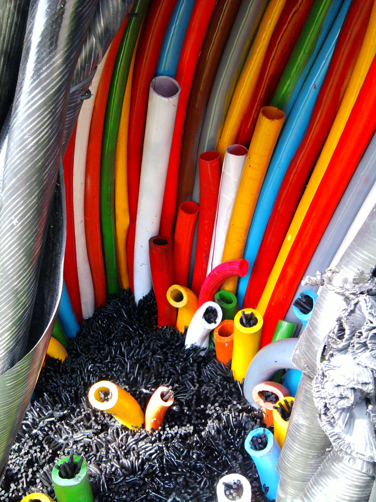 Cable waste colors sculpture