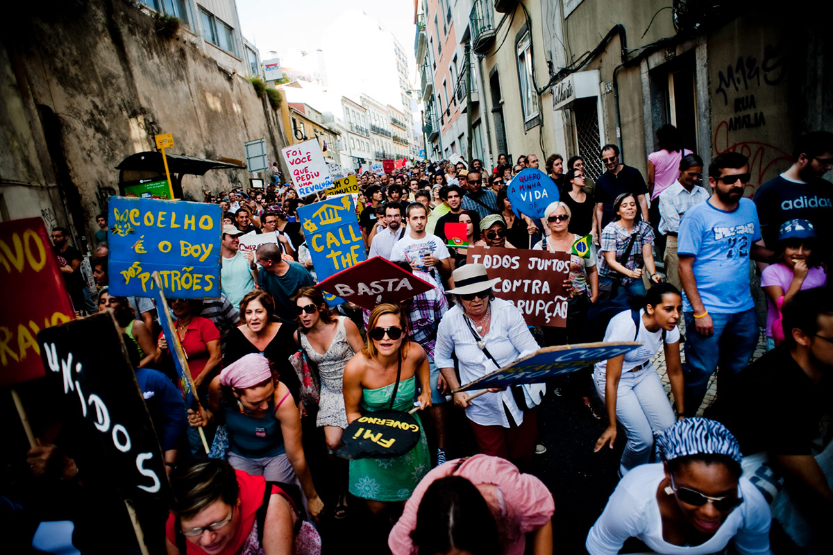 Photojournalism manifestação lisboa portugal governo arlindo arlindo camacho people street manif