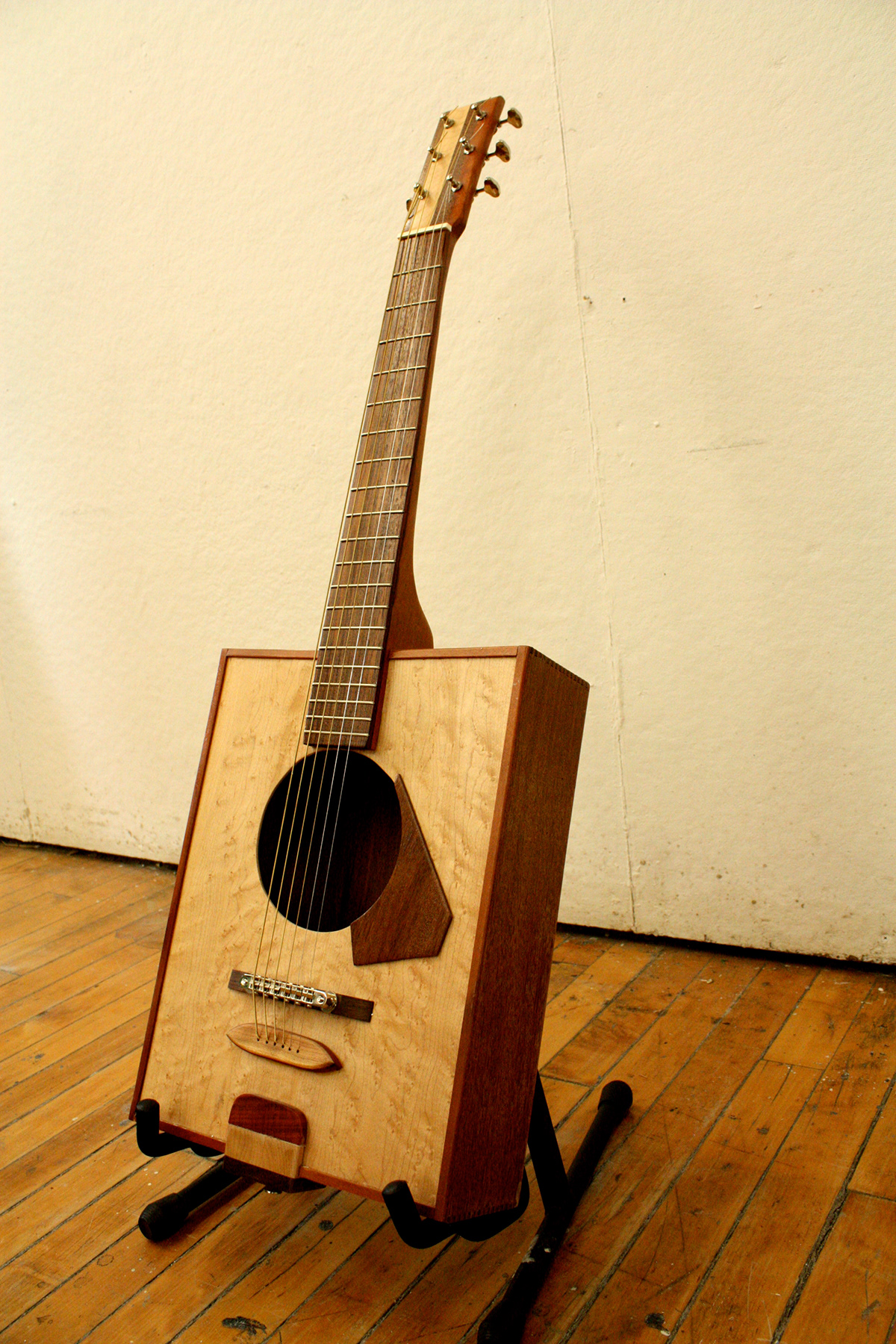 instruments Box Guitar