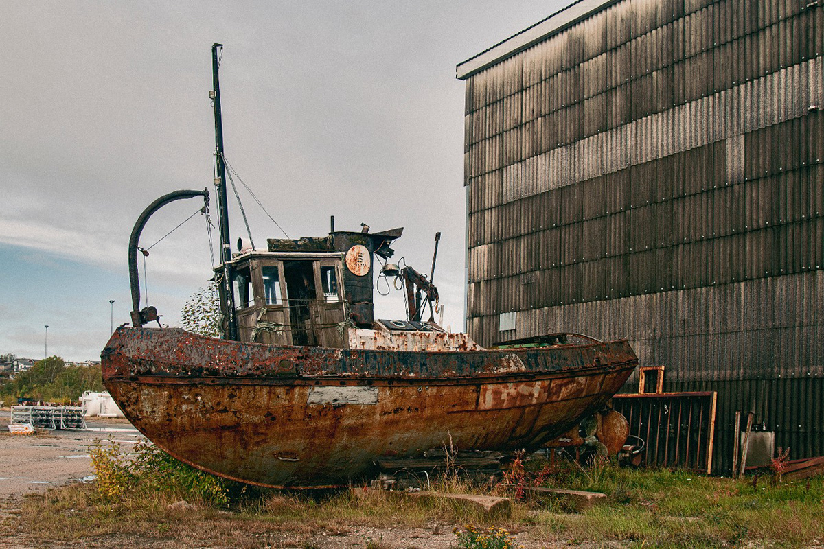 shipyard abandoned industry decay