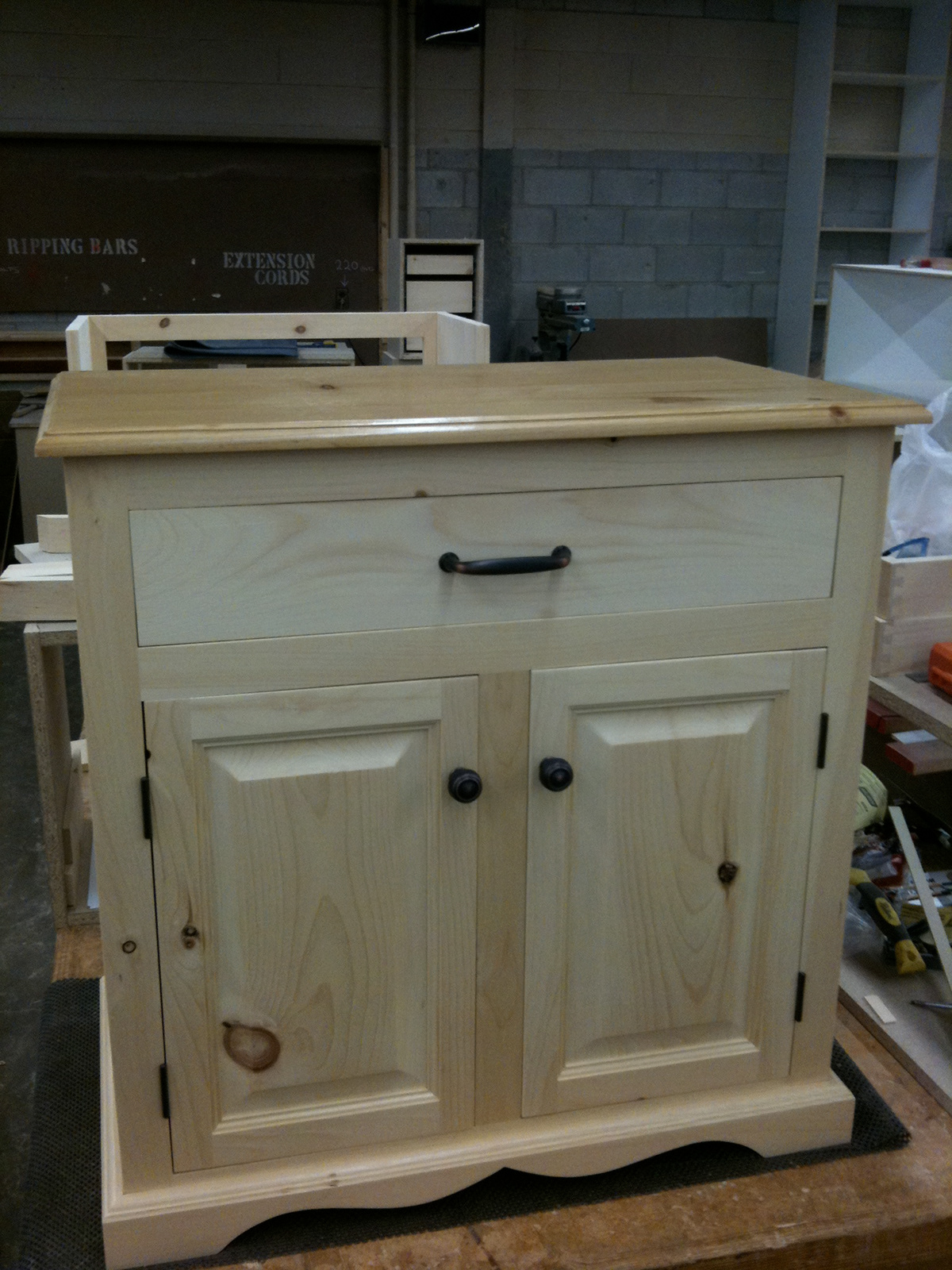 pine  washstand dovetail Ipswich Pine  raised panel bead and cove  furniture woodworking hardware  face frame