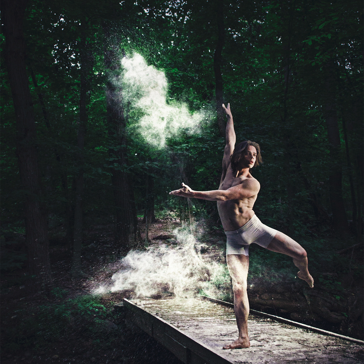 Nature powder DANCE   whitin Us White performer ballet