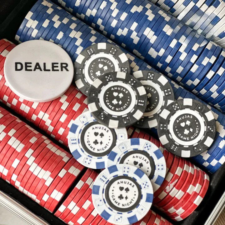 poker chips Poker chips aluminum case