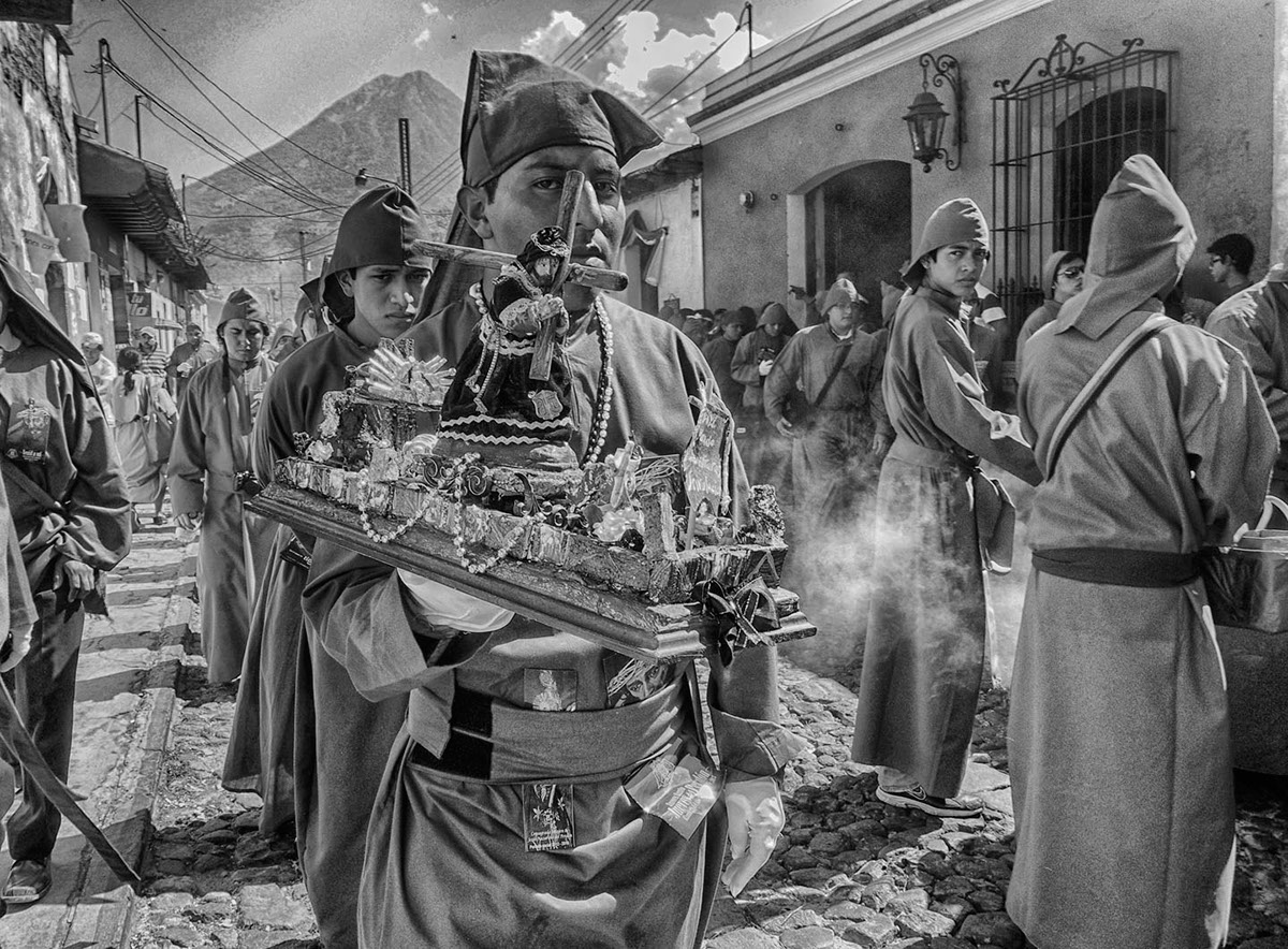 Holly Week  antigua guatemala religion processions festivals central america