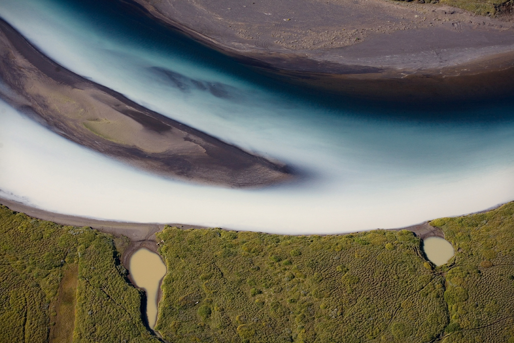 aerial iceland forms nature water birds-eye