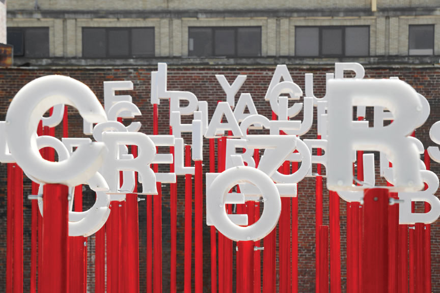 Paprika Montreal installation typographic anamorphic Typographie anamorphique light design
