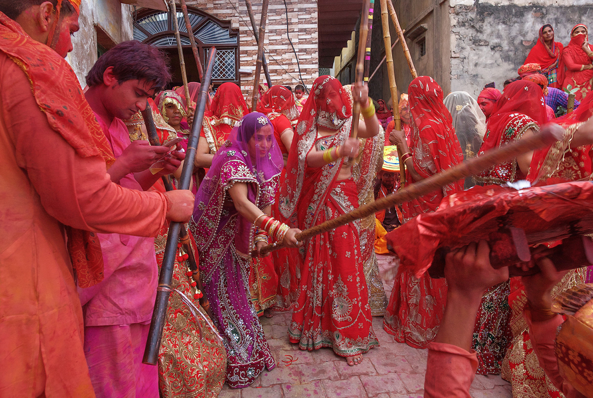 Adobe Portfolio colour festival holi India travel krishna mathura Nandgaon street  photography travel photography