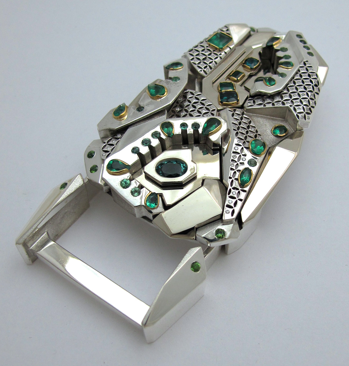 jewelry Jewellery belt buckle gold silver diamond  emerald tourmaline