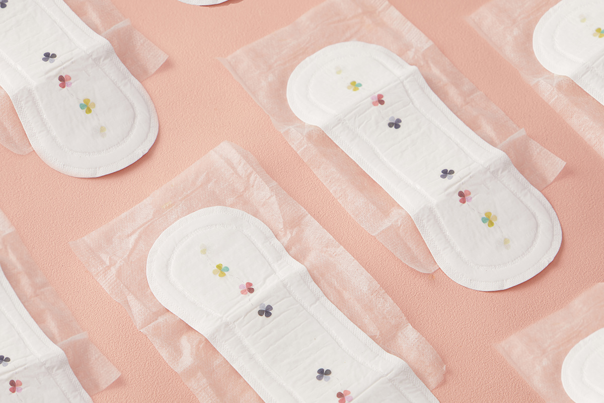 性教育 護墊 discharge period sexuality education Packaging sanitary pad adolescent menstruation body