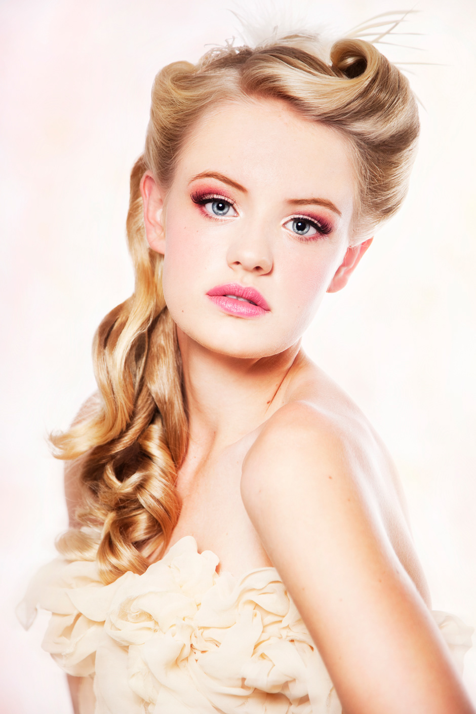 bridal beauty makeup hairstyles fashionising.com White pure