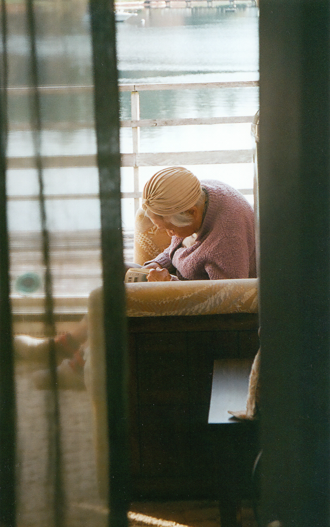 candid japanese grandmother Reading Elderly