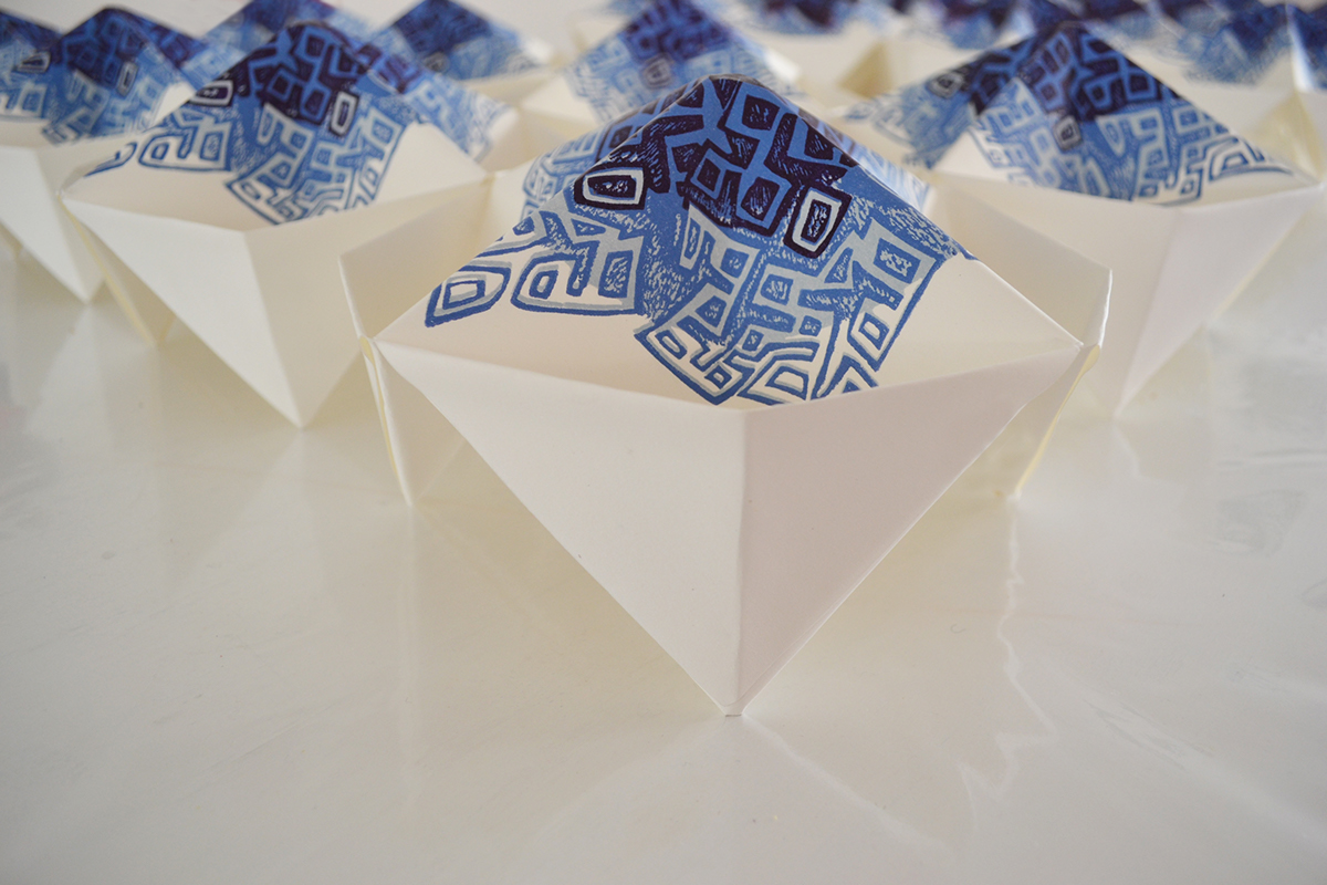 grabado origami  diseño simetria plagado arte Bellas artes
