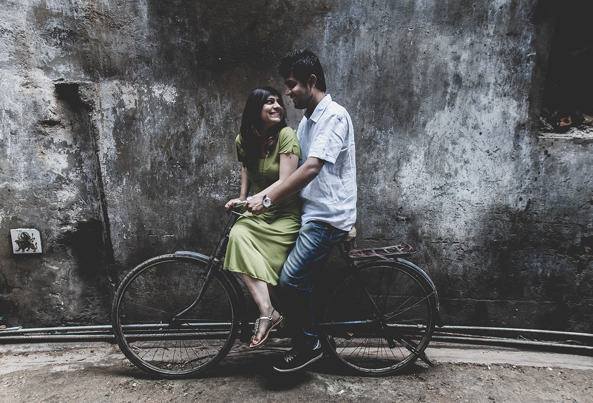 Love Firstlove Lovers couple Bicycle delhi6  Romeo juliet chandni chowk Purani Dilli delhi 6 romeo & juliet