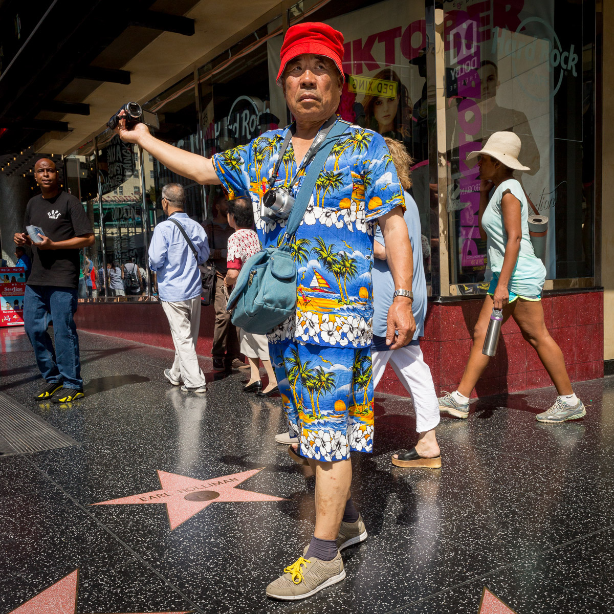 street photography Los Angeles hollywood street life superheroes characters Movies walk of fame hollywood boulevard tourists