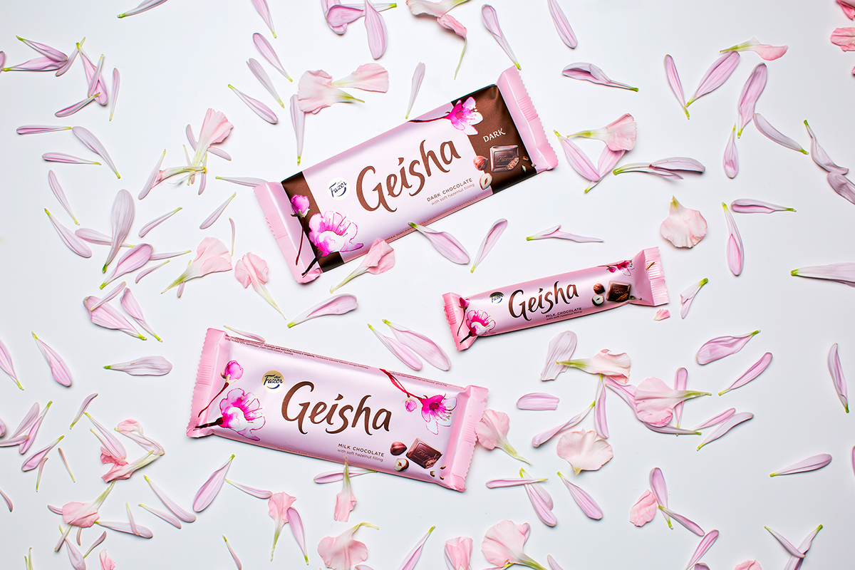 package design  Chokolate packaging illustration geisha flower Flowers Cherry Blossom