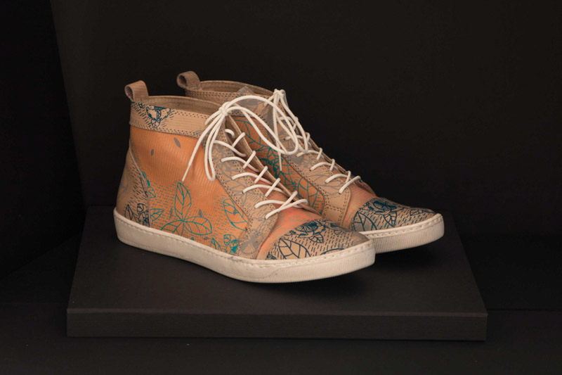 Custom shoes leather handscreenprinted printed crafted design pattern