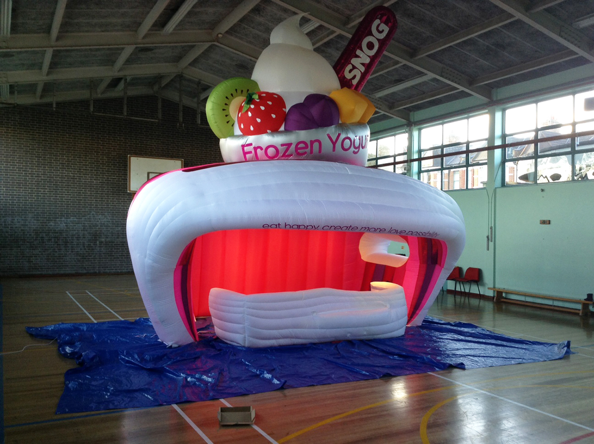light lighting led inflatable blow up Stand SNOG Fruit yogurt