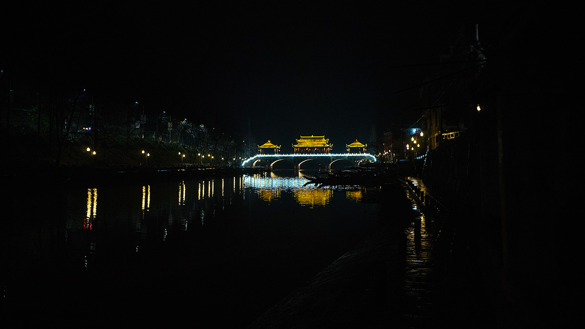 china phornix city fenghuang 凤凰 中国 Ancient Travel trip history culture heritage henan Landscape cityscape night