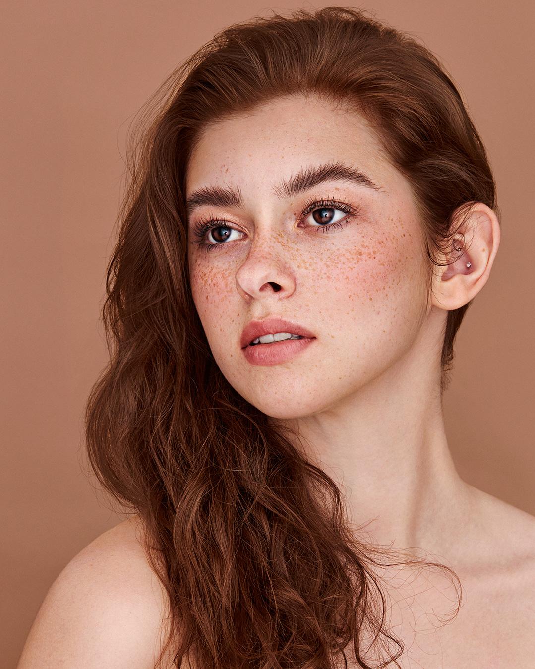 beauty freckles ginger Photography  skincare natural wind retouching 