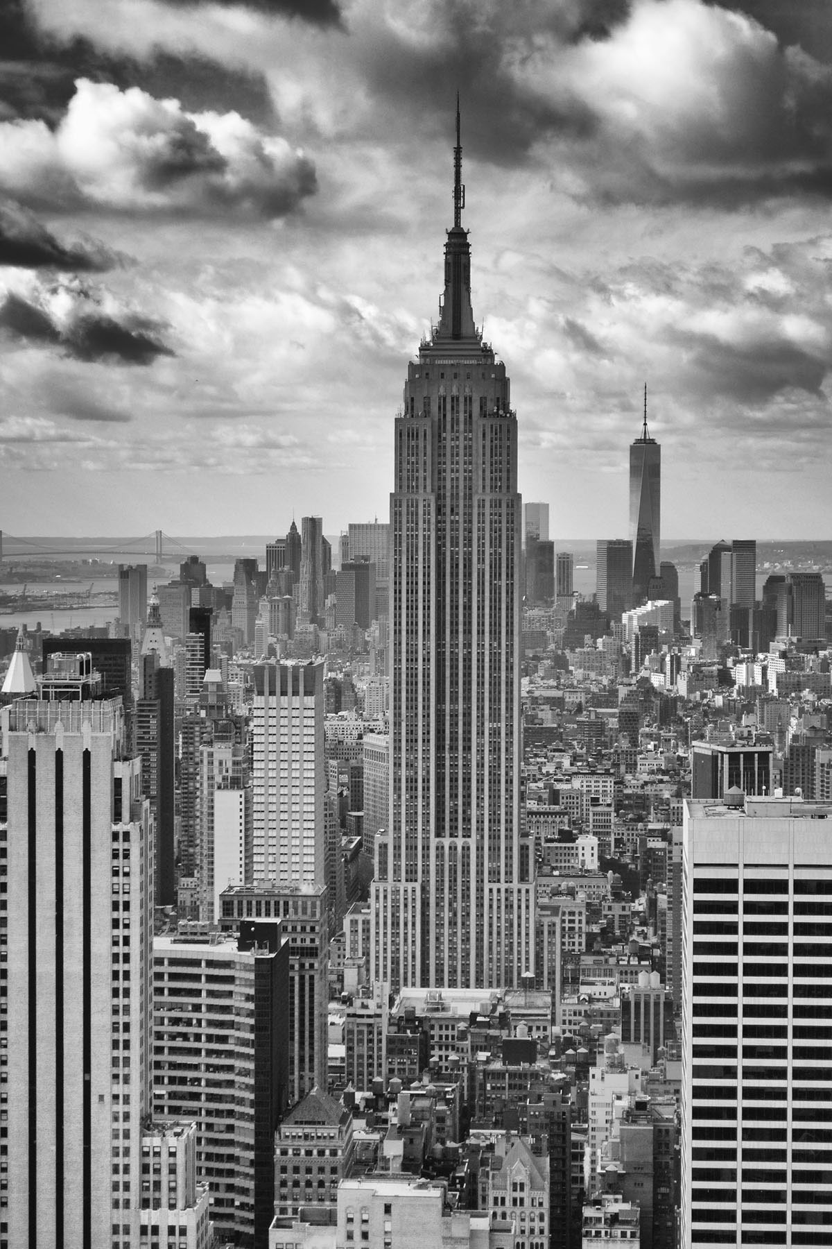 nyc New York NY skycreaper SKY black white