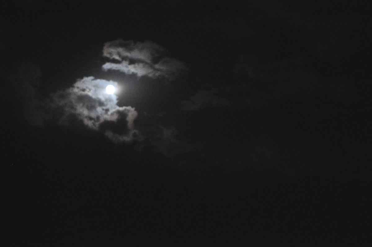 photo moon night
