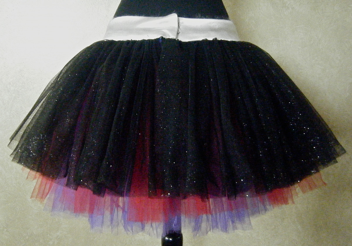 skirt tulle tutu sparkle red purple black White bow