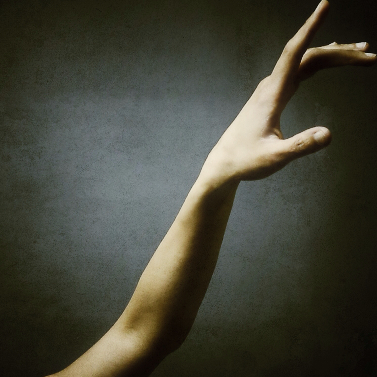 hands body Form abstract