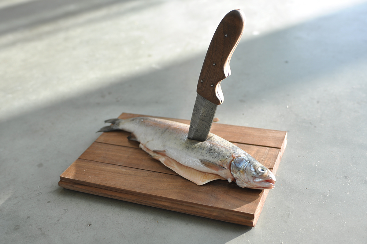 knife Damascus steel fish