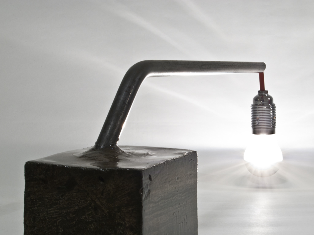 TheKeep concrete resin iron tube uncut studio uncut simone cossettini Mattia Ghidini light Lamp handmade color bulb