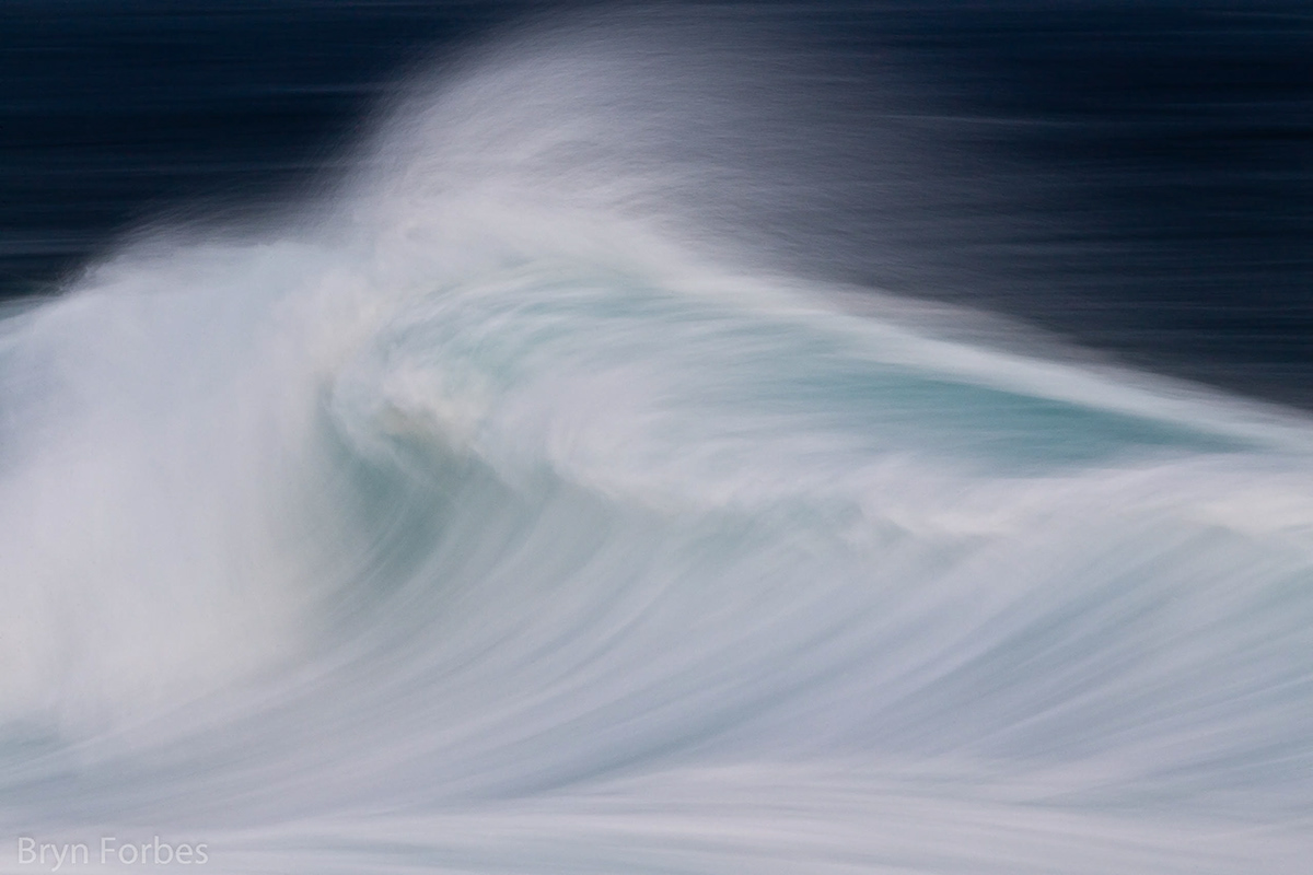 Ocean waves impressionistic
