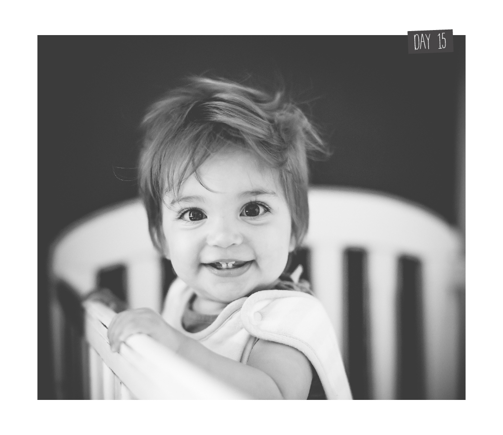 Photography Challenge baby photography Children's portraits black and white