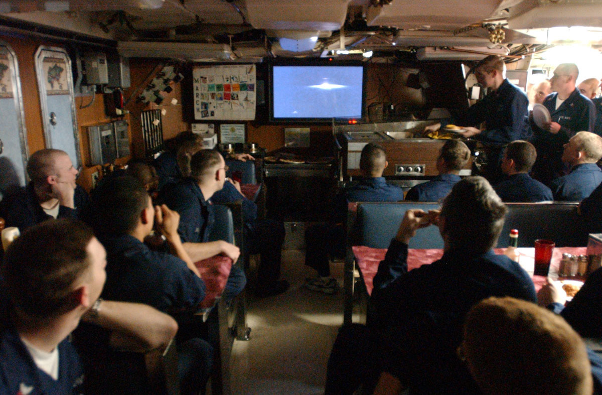 submarine iraq war US Navy War Correspondence digital photography  photojournalism  submarine warefare