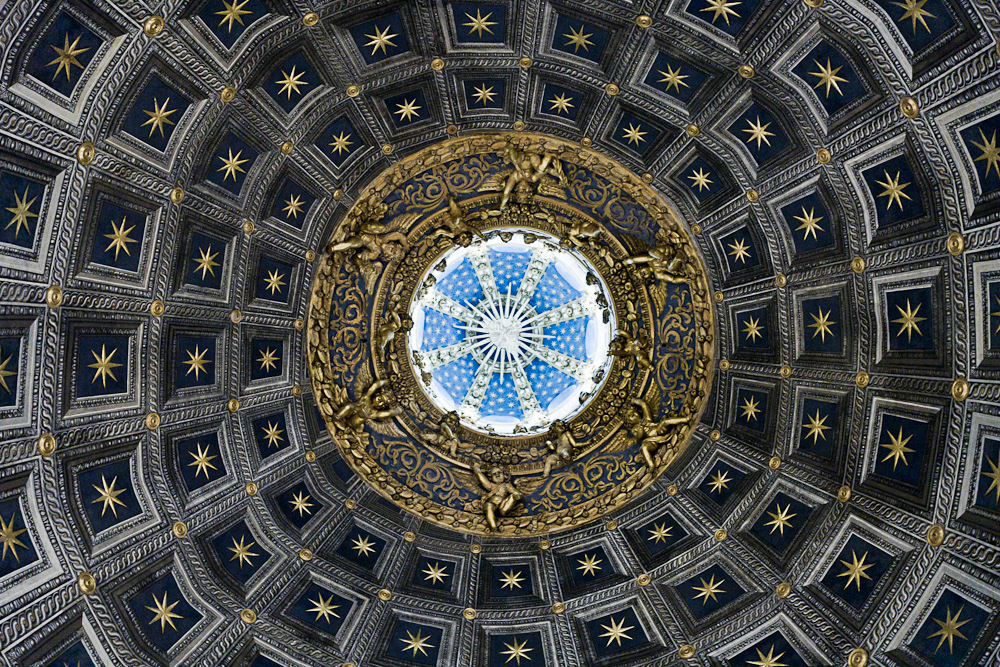 religion church Italy france sacred roof