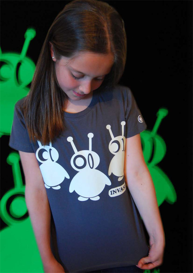 Fashion  moda  paint  t-shirts photograp  hand-painted  vinyl animalbubble