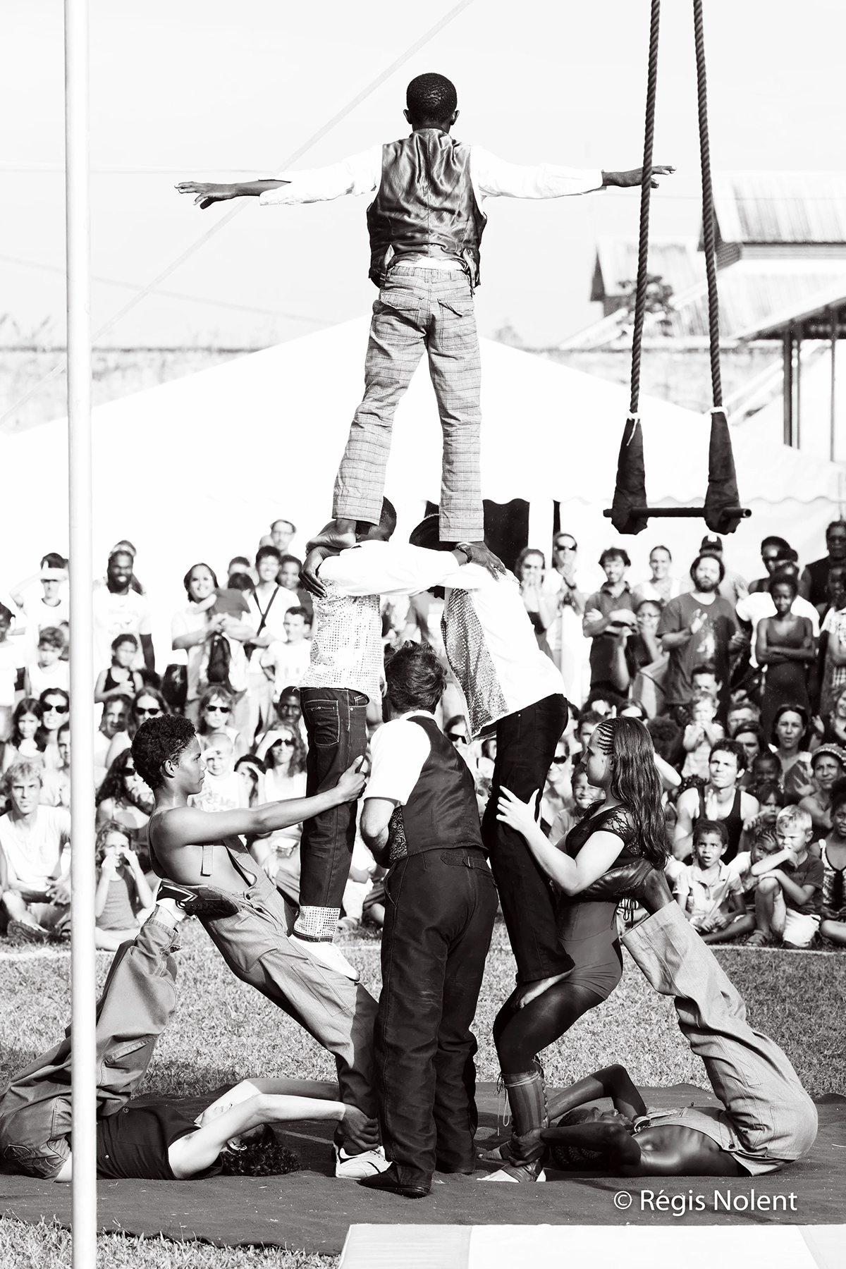 latitude cirque spectacle Guyane cirque saint laurent Maroni