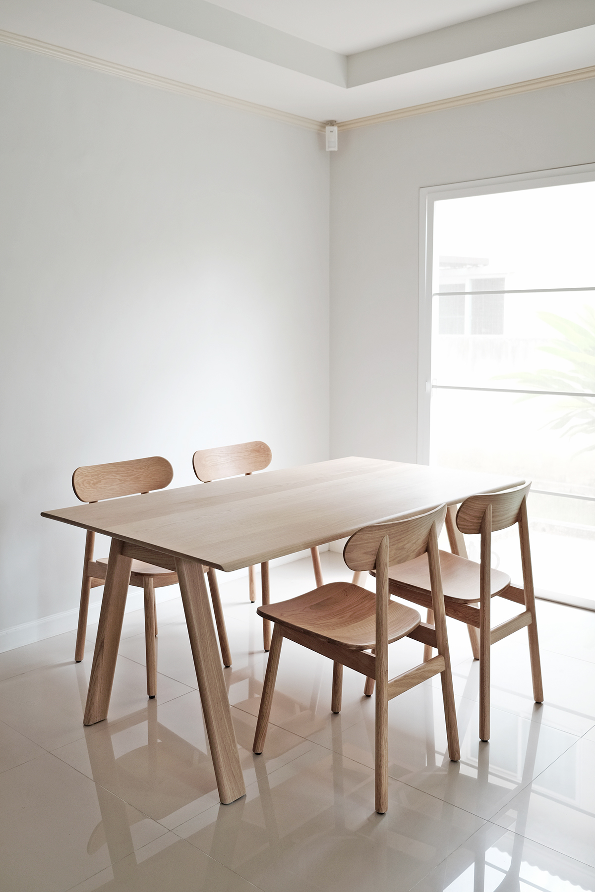 edge dining table bench chair design wood minimal simple detail