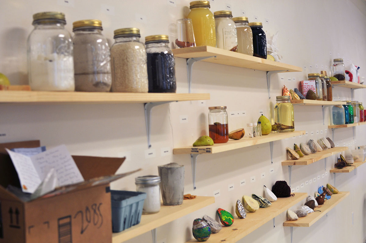 Pear preservation installation shelves jars MICA
