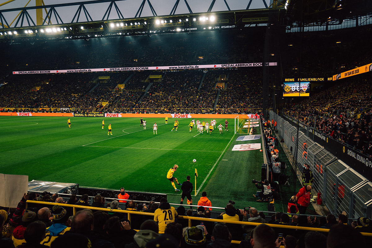 bundesliga bvb Dortmund football Fussball Leica leica q stadium stuttgart