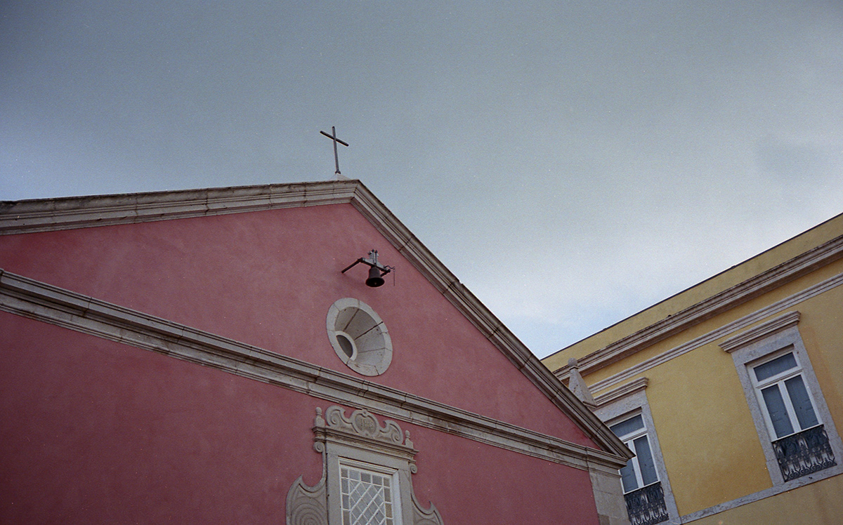 Cascais Portugal analog film photography streetphotography Ocean ILFORD 35mm kokak